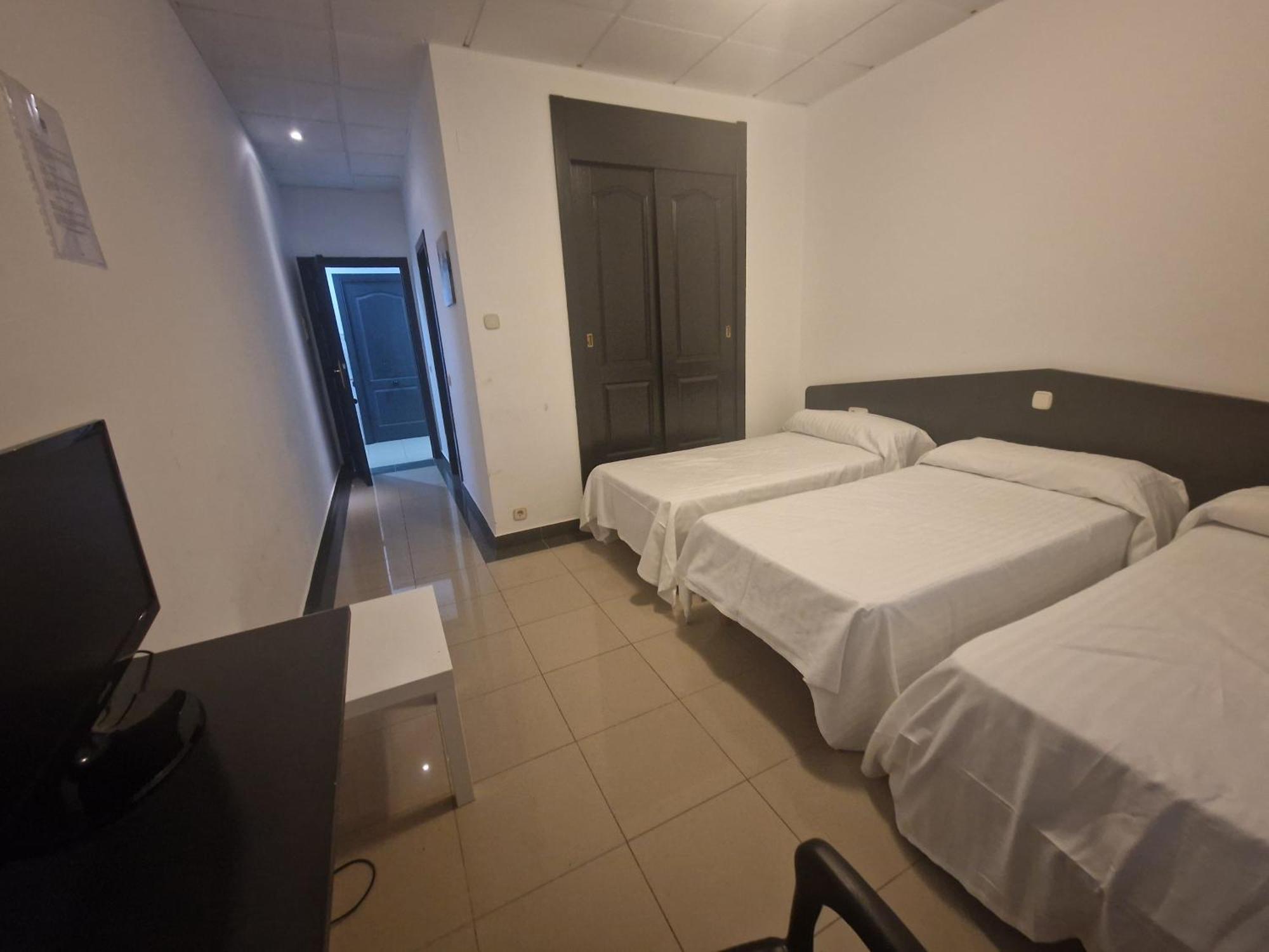 Hotel De Castrillo Lisboa Кастрильо-де-ла-Гуаренья Экстерьер фото