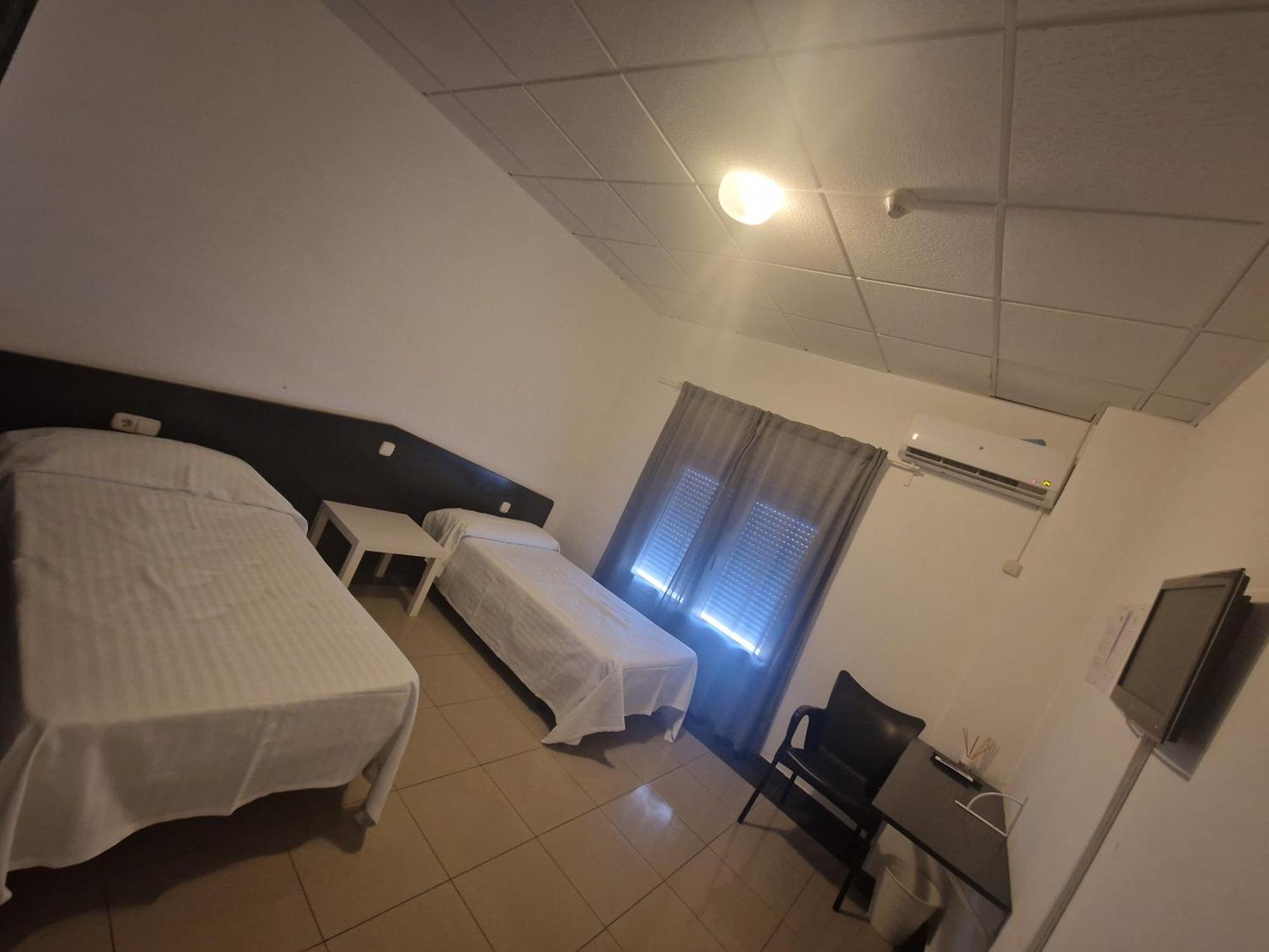Hotel De Castrillo Lisboa Кастрильо-де-ла-Гуаренья Экстерьер фото